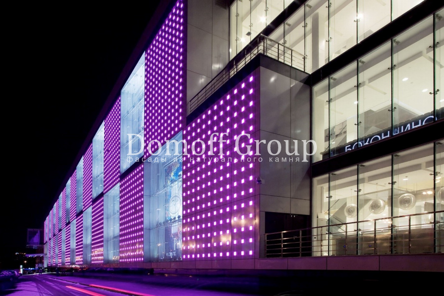 Архитектурная подсветка фасадов бизнес-центро