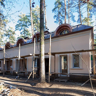 Фасады из камня - Резиденция в поселке Горки II - стиль Классический, Русский