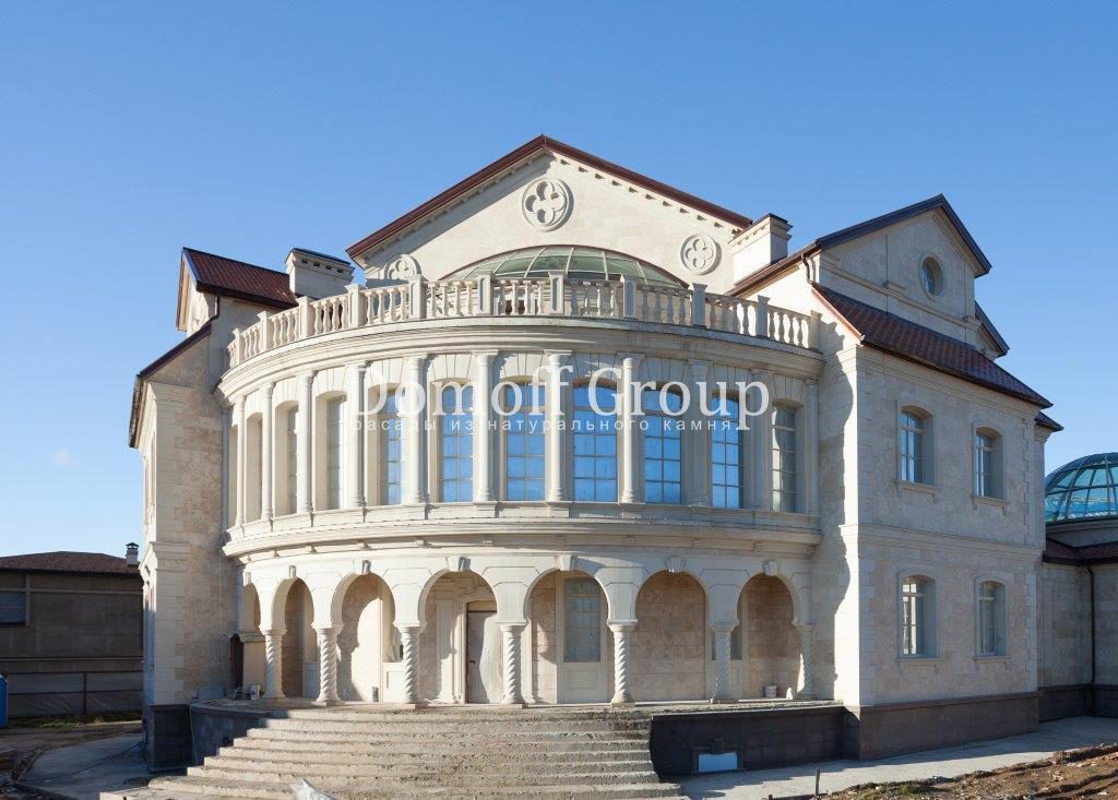 Фасадный декор из камня от Domoff Group